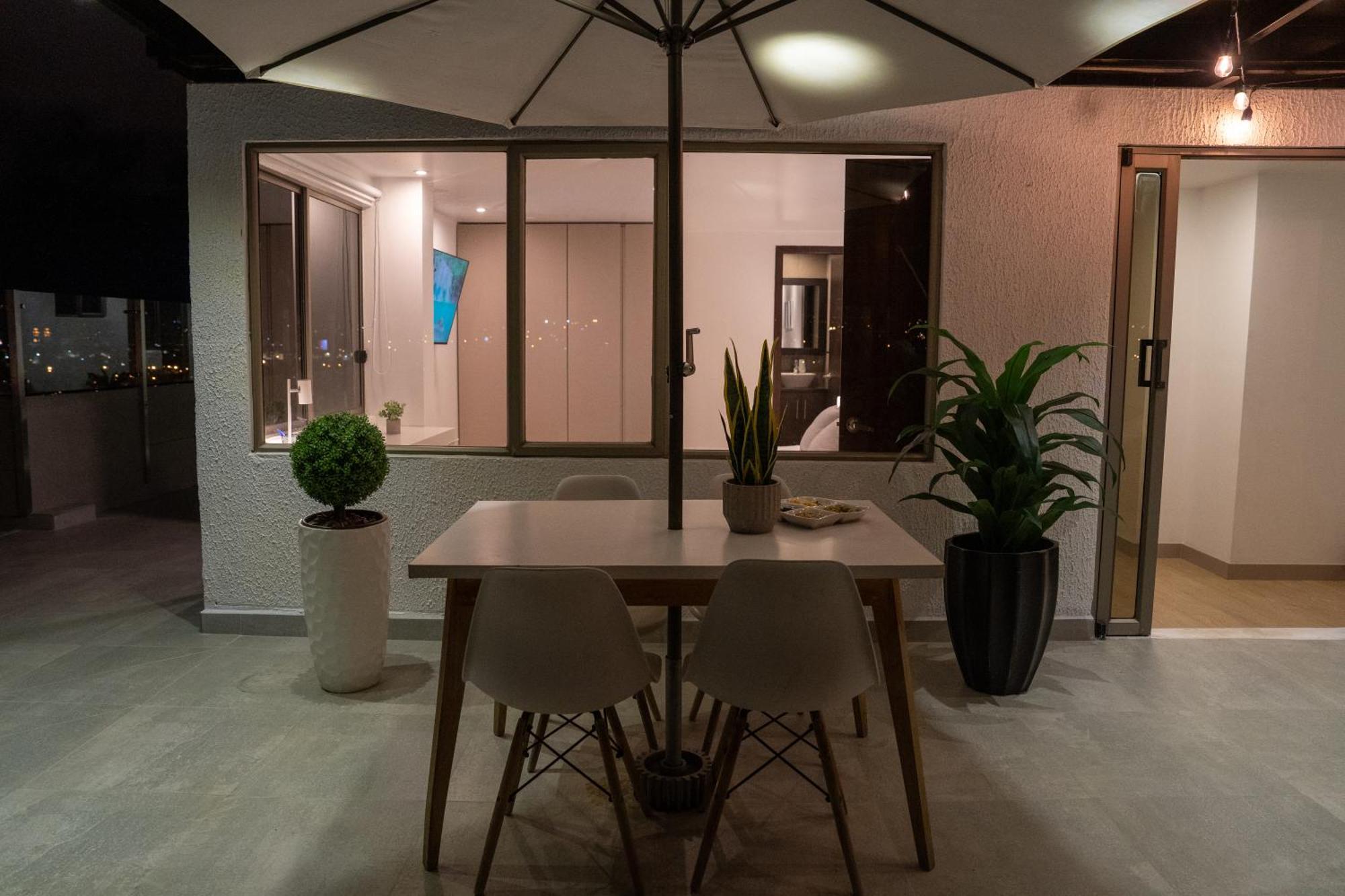 Spectacular Flat,3 Bedrooms, Central, Terrace, Free Parking Куэнка Экстерьер фото
